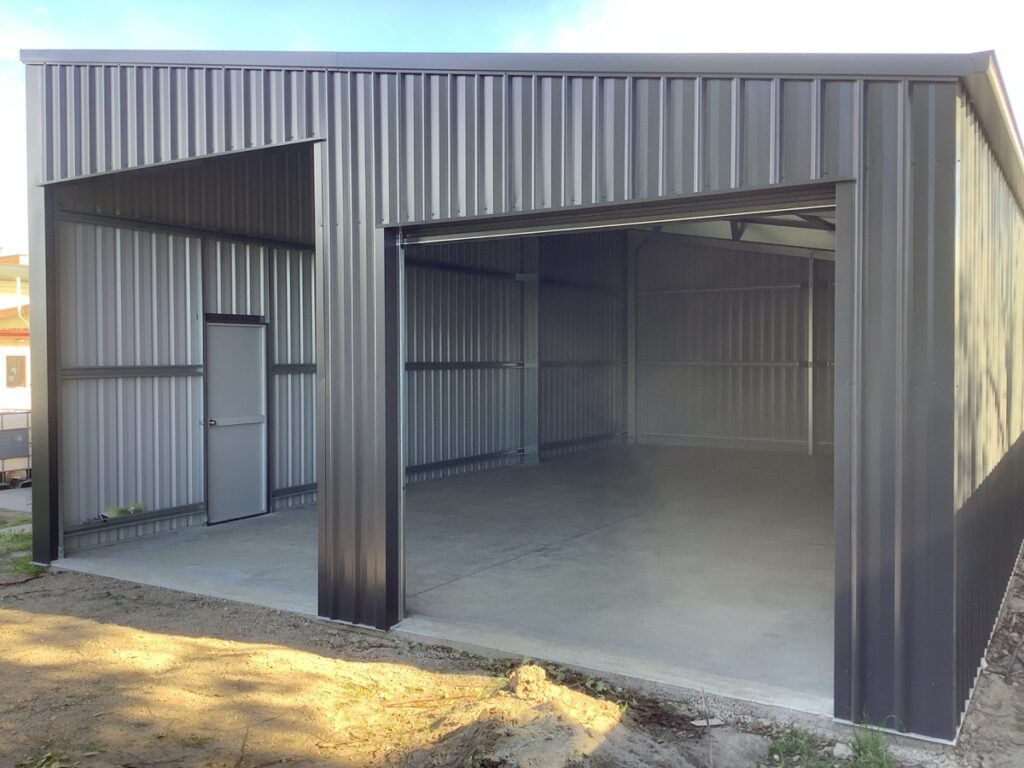 07.10.2024 - Golden Square - Skillion Deluxe - 7 x 12 x 4.2 - Monument